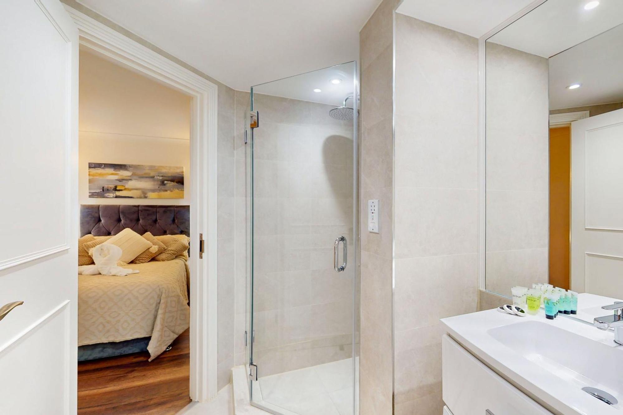 Park Lane Apartments Mayfair Collection London Room photo